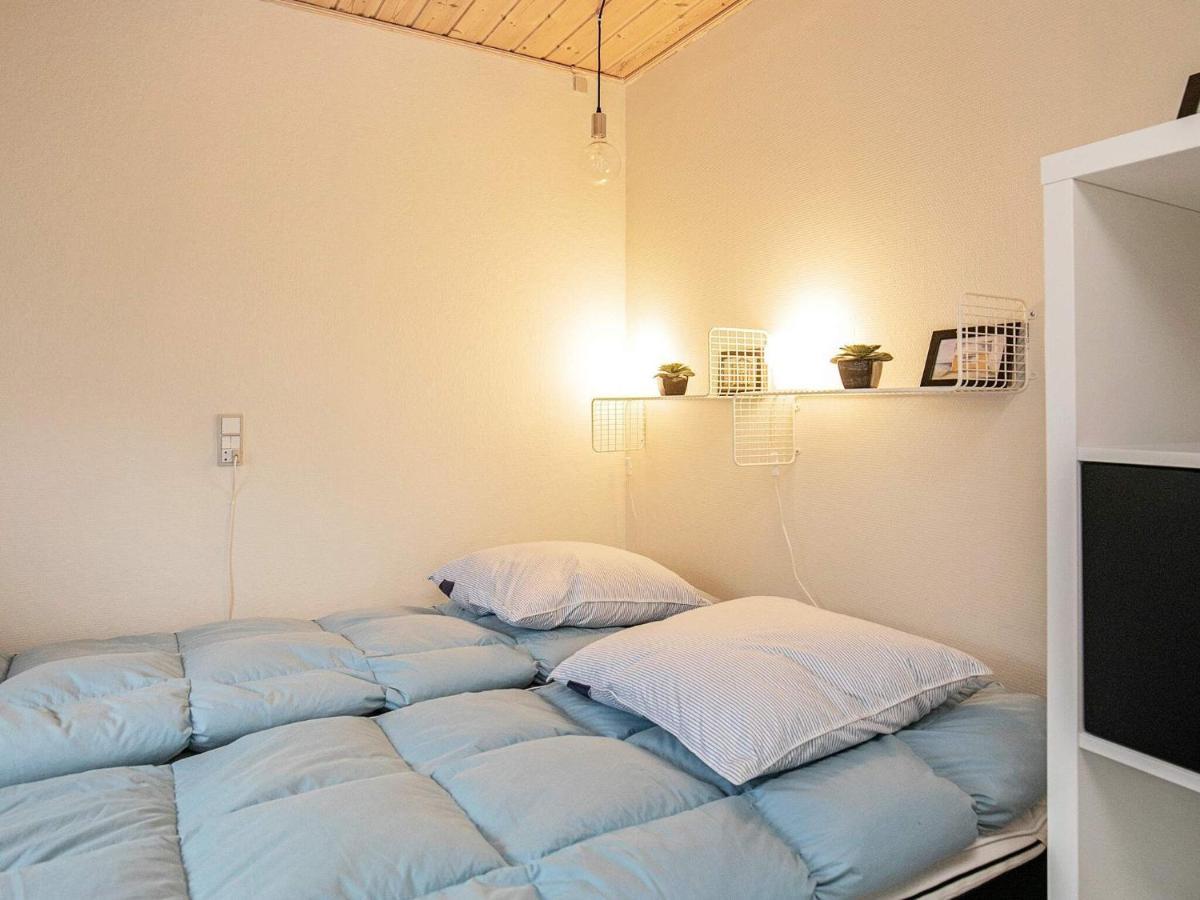 4 Person Holiday Home In R Sk Bing Эрёскёбинг Экстерьер фото